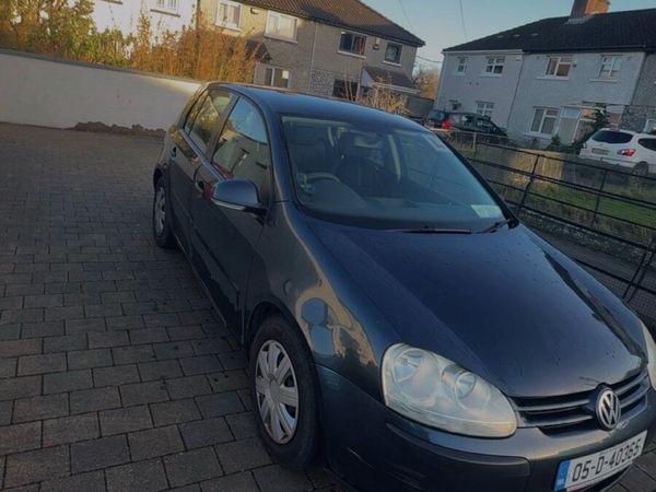 Volkswagen Golf Hatchback, Petrol, 2005, Blue