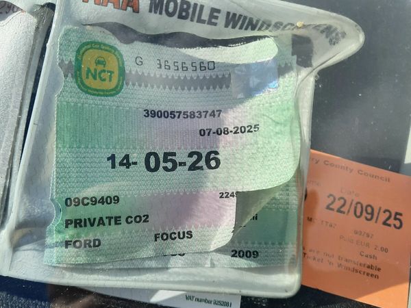 Ford Focus Hatchback, Diesel, 2011, Silver