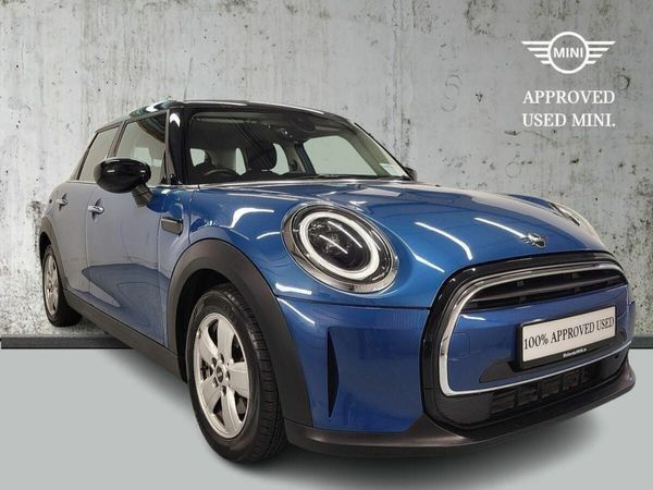 Mini Cooper Hatchback, Petrol, 2023, Blue