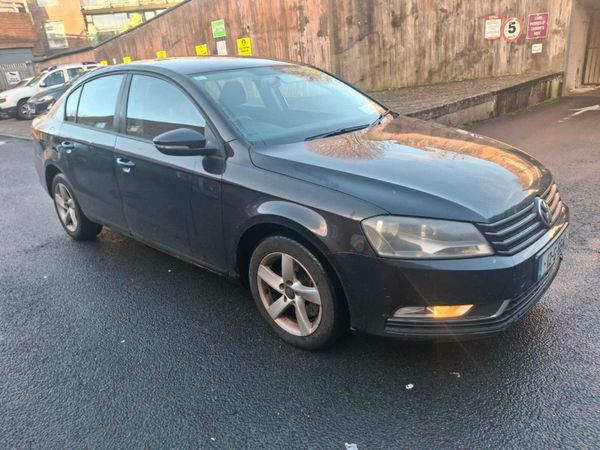 Volkswagen Passat Saloon, Diesel, 2012, Black