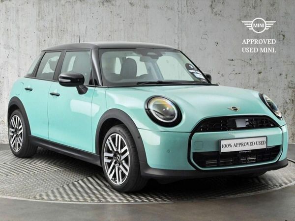 Mini Cooper Hatchback, Petrol, 2025, Green