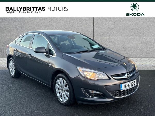 Opel Astra Saloon, Diesel, 2015, Grey