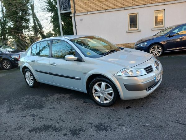 Renault Megane Saloon, Petrol, 2003, Silver