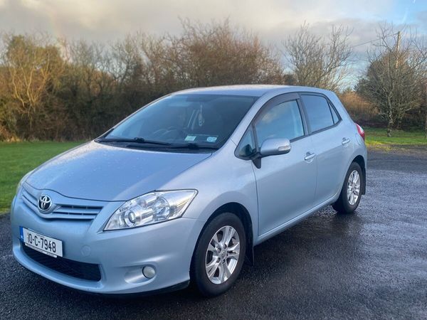 Toyota Auris Hatchback, Petrol, 2010, Blue