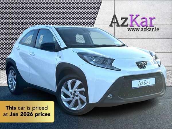 Toyota Aygo Hatchback, Petrol, 2022, White