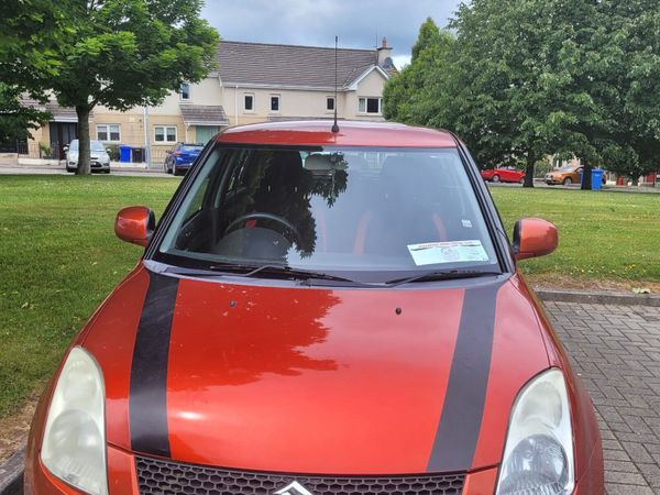 Suzuki Swift Hatchback, Petrol, 2008, Bronze