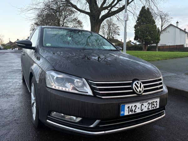 Volkswagen Passat Saloon, Diesel, 2014, Brown