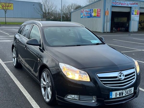 Vauxhall Insignia Estate, Diesel, 2011, Black