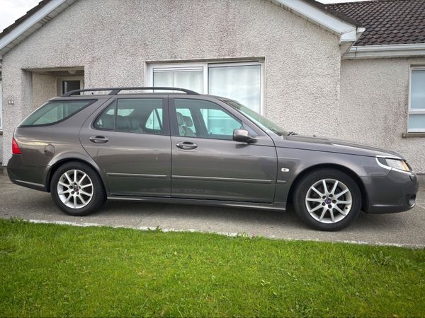 Saab 9-5 Estate, Petrol Hybrid, 2007, Beige