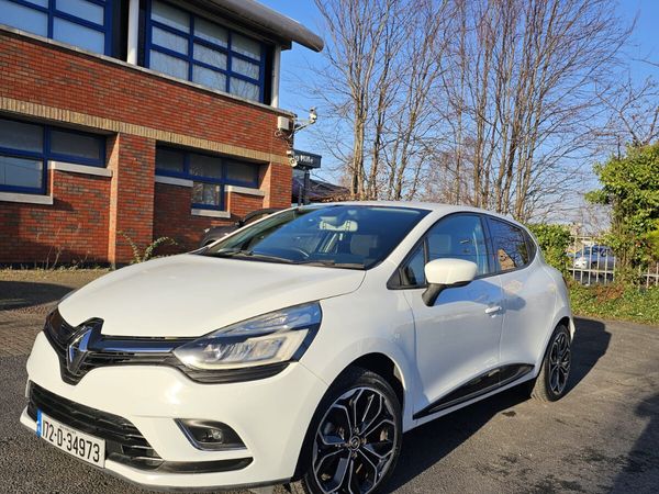 Renault Clio Hatchback, Petrol, 2017, White