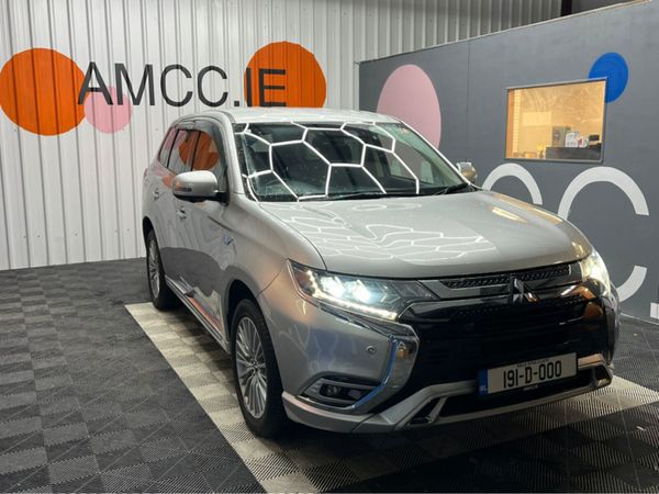 Mitsubishi Outlander SUV, Petrol Plug-in Hybrid, 2019, Silver