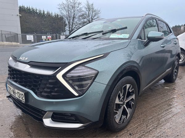 Kia Sportage MPV, Diesel, 2022, Grey