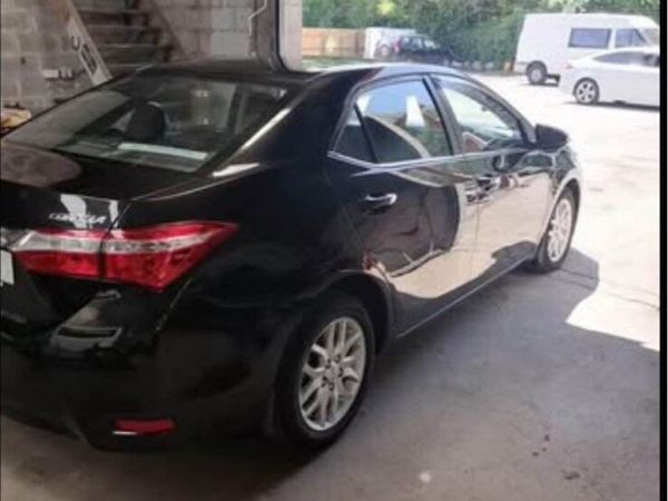 Toyota Corolla Saloon, Diesel, 2014, Black