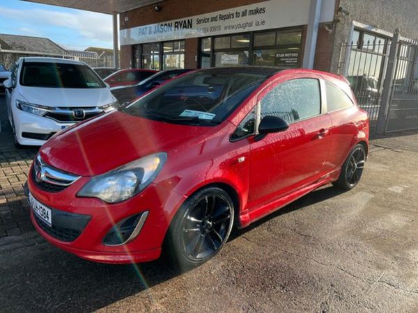Vauxhall Corsa Hatchback, Petrol, 2013, Red