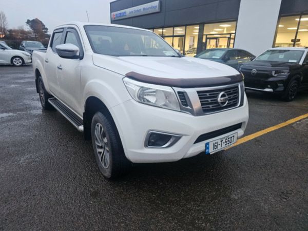Nissan Navara Pick Up, Diesel, 2016, White