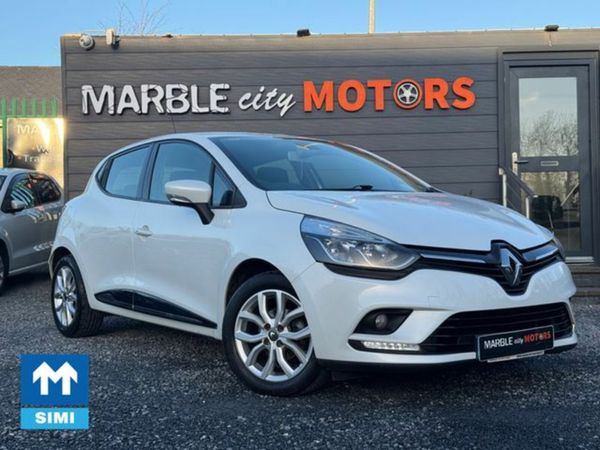 Renault Clio Hatchback, Petrol, 2019, White