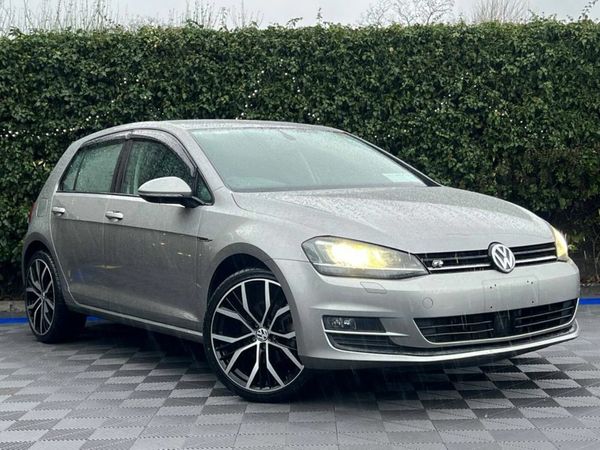 Volkswagen Golf Hatchback, Petrol, 2015, Silver