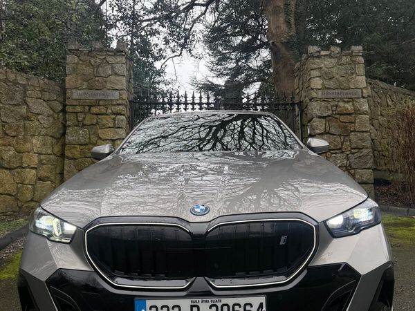 BMW i5 Saloon, Electric, 2023, Grey