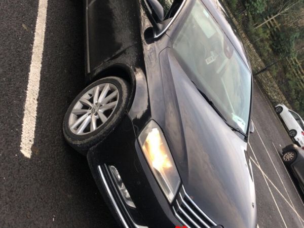 Volkswagen Passat Saloon, Diesel, 2012, Black