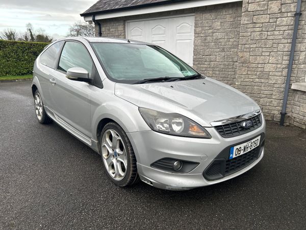 Ford Focus Hatchback, Diesel, 2009, Silver