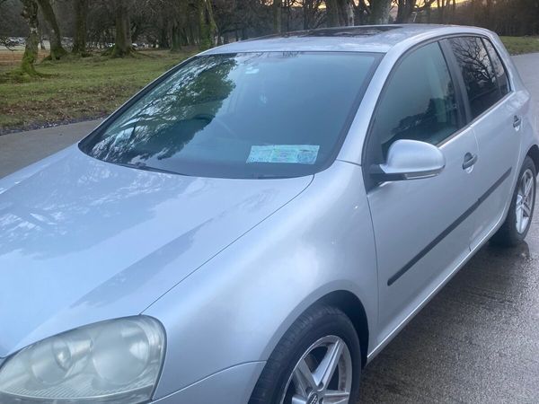 Volkswagen Golf Hatchback, Petrol, 2005, Silver