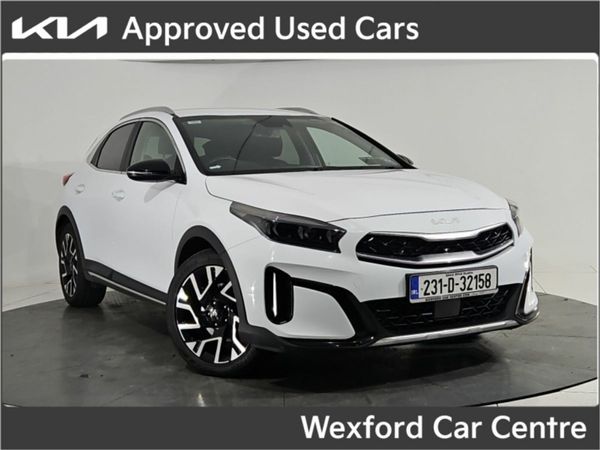 Kia XCeed Hatchback, Petrol Plug-in Hybrid, 2023, White