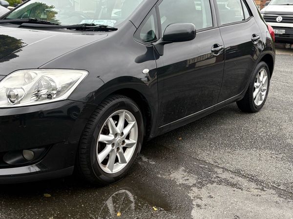Toyota Auris Hatchback, Petrol, 2008, Black