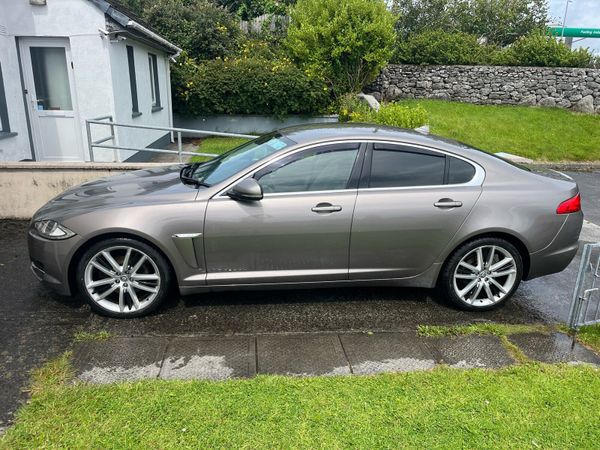 Jaguar XF Saloon, Diesel, 2012, Grey