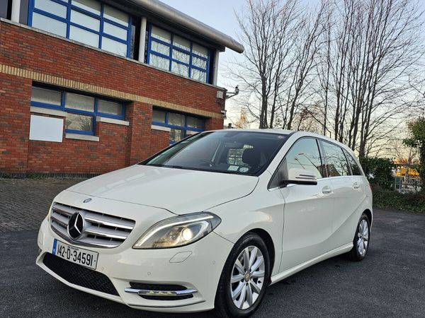 Mercedes-Benz B-Class MPV, Petrol, 2014, White
