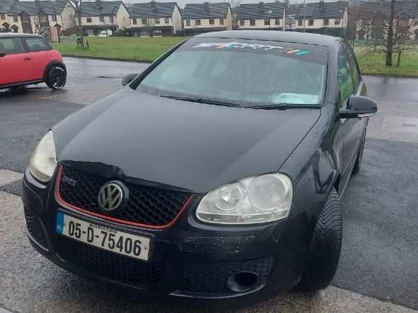 Volkswagen Golf Hatchback, Petrol, 2005, Black