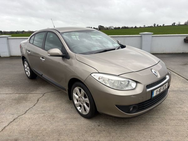 Renault Fluence Saloon, Diesel, 2011, Gold