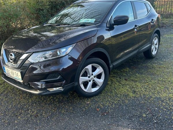 Nissan Qashqai MPV, Diesel, 2018, Purple