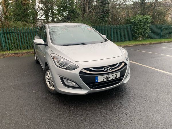 Hyundai i30 Hatchback, Petrol, 2012, Silver