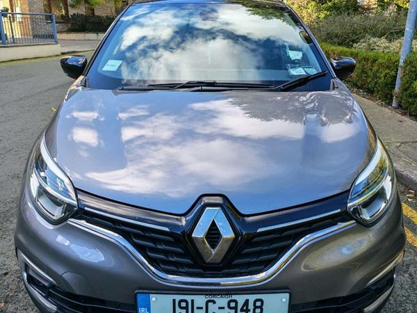 Renault Captur Hatchback, Petrol, 2019, Grey