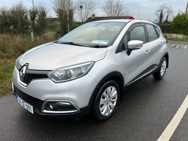 Renault Captur Hatchback, Diesel, 2015, Silver