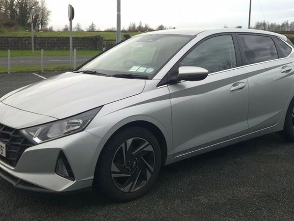 Hyundai i20 Hatchback, Petrol, 2021, Grey