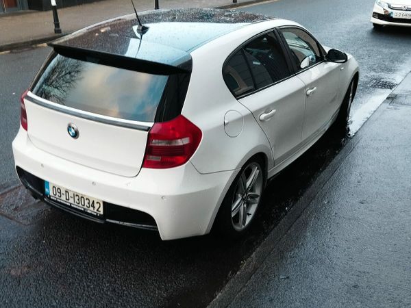 BMW 1-Series Hatchback, Diesel, 2009, White