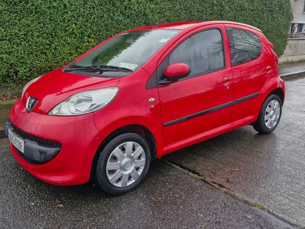 Peugeot 107 Hatchback, Petrol, 2006, Red