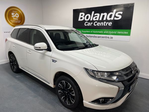 Mitsubishi Outlander SUV, Petrol Plug-in Hybrid, 2016, White