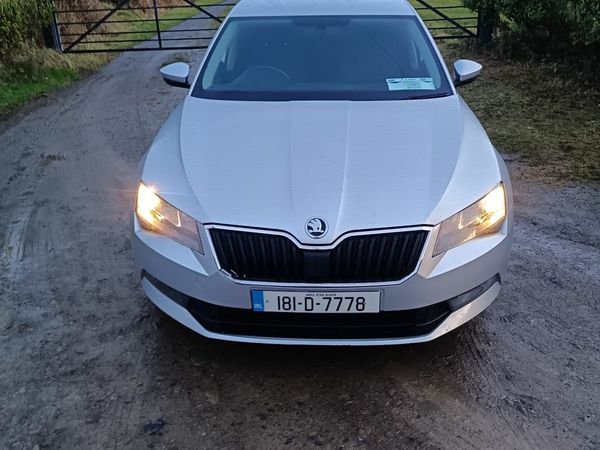 Skoda Superb Saloon, Diesel, 2018, Grey