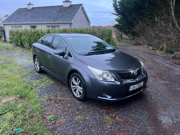Toyota Avensis Saloon, Diesel, 2009, Grey