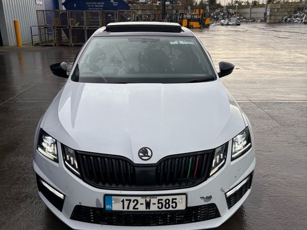 Skoda Octavia Saloon, Diesel, 2017, White