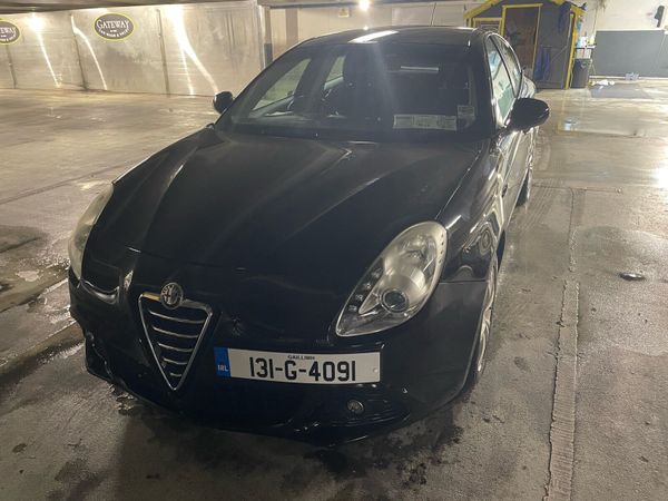 Alfa Romeo Giulietta Hatchback, Diesel, 2013, Black