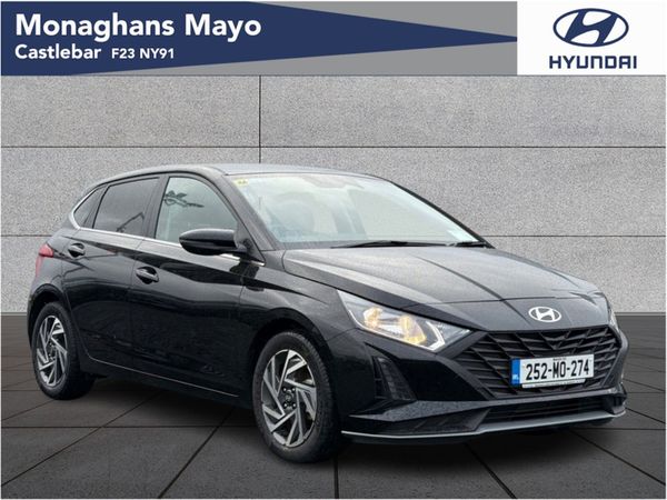 Hyundai i20 Hatchback, Petrol, 2025, Black