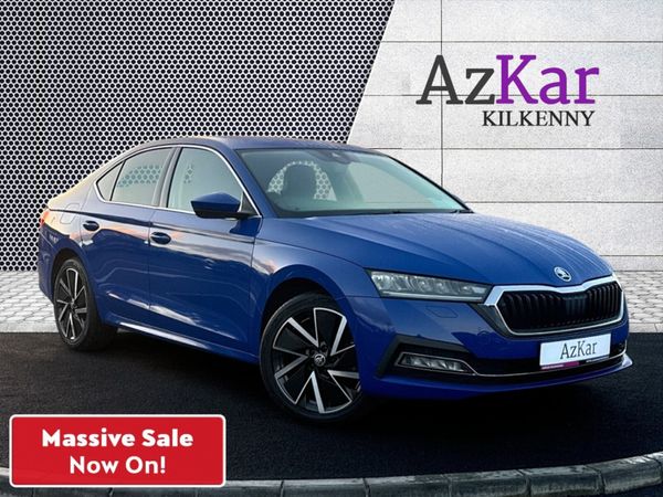 Skoda Octavia Hatchback, Petrol Plug-in Hybrid, 2021, Blue