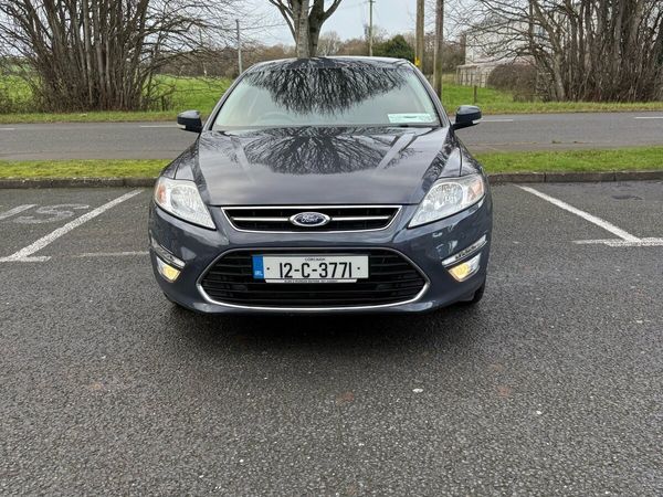 Ford Mondeo Saloon, Diesel, 2012, Blue