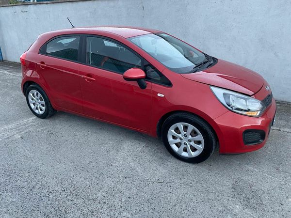 Kia Rio Hatchback, Diesel, 2012, Red