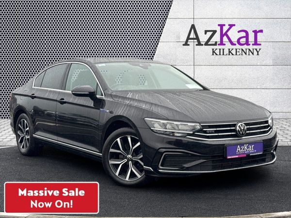 Volkswagen Passat Saloon, Petrol Plug-in Hybrid, 2022, Black