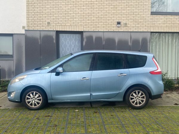 Renault Grand Scenic MPV, Diesel, 2010, Blue