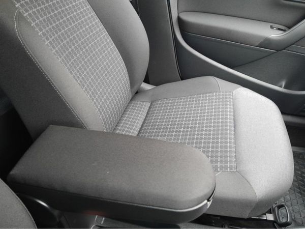 Volkswagen Polo Hatchback, Petrol, 2017, White